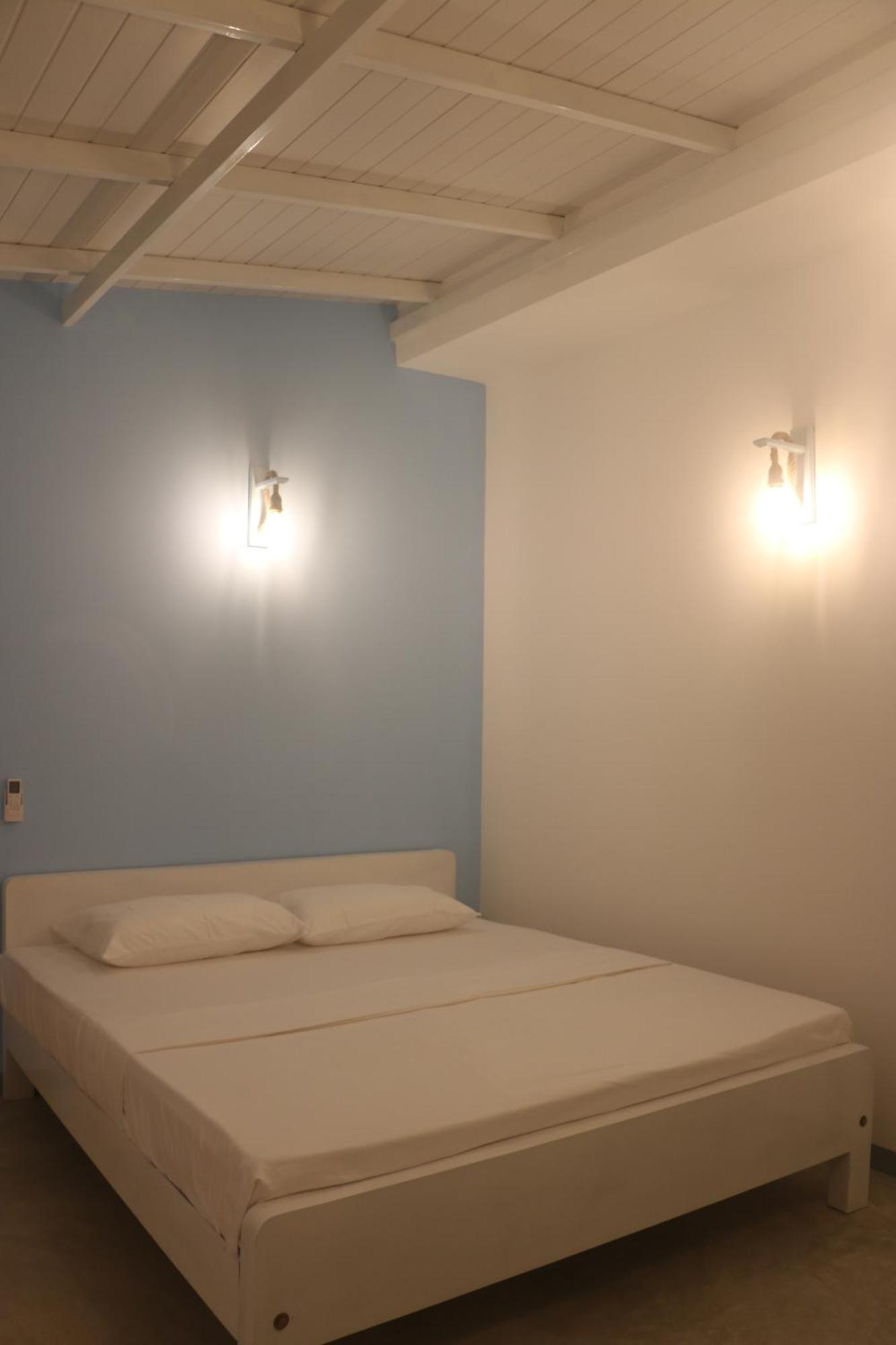 A.V.N Homestay Unawatuna Extérieur photo