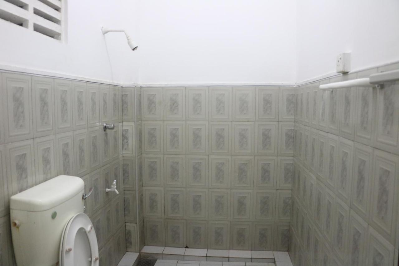 A.V.N Homestay Unawatuna Extérieur photo